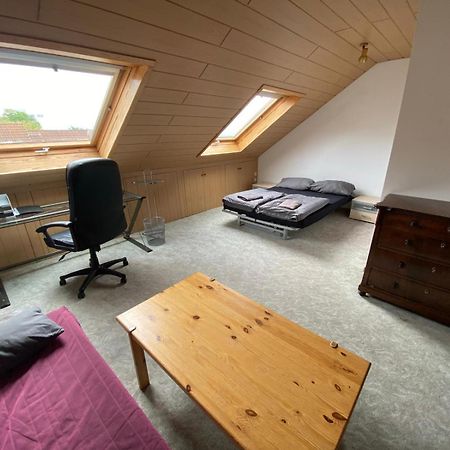 Ferienwohnung Dachgeschoss in einem Reihenhaus  Heidelberg Exterior foto
